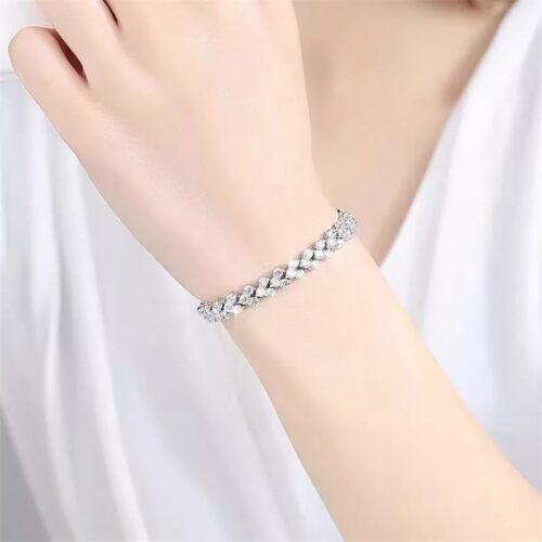 Crystal Heart Bracelet - Image 3